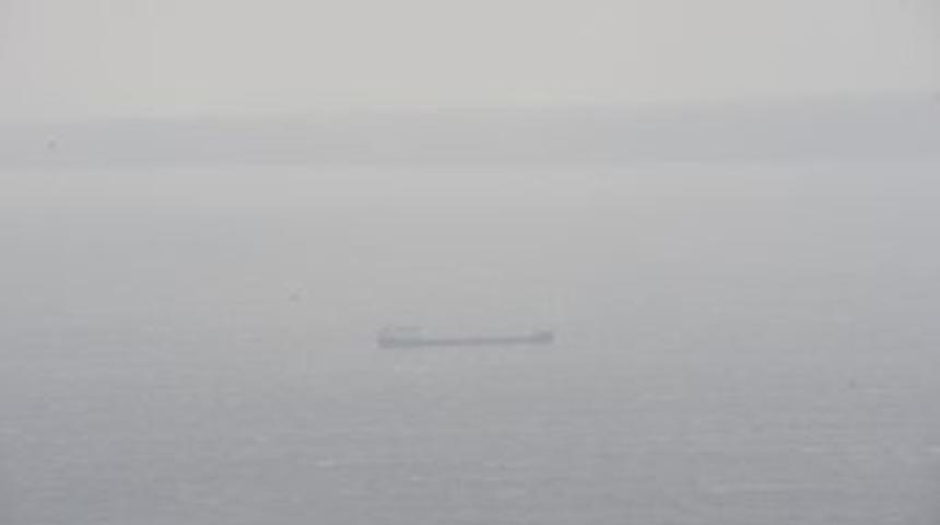 Tekneleri alabora olan 25 balık&ccedil;ı adada mahsur kaldı