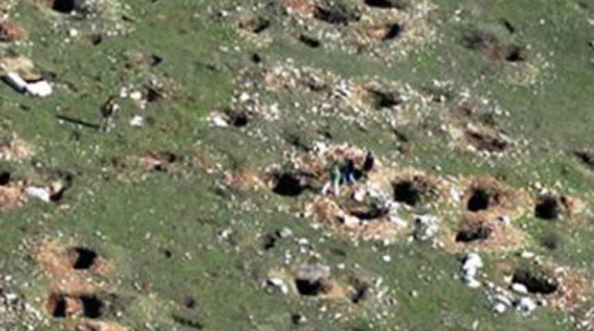 Define avcıları tarihimizi yok ediyor!