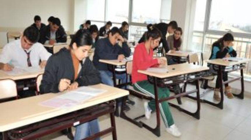 7 ayda tamamlanan gen&ccedil;lik merkezini Bakan Şahin a&ccedil;acak