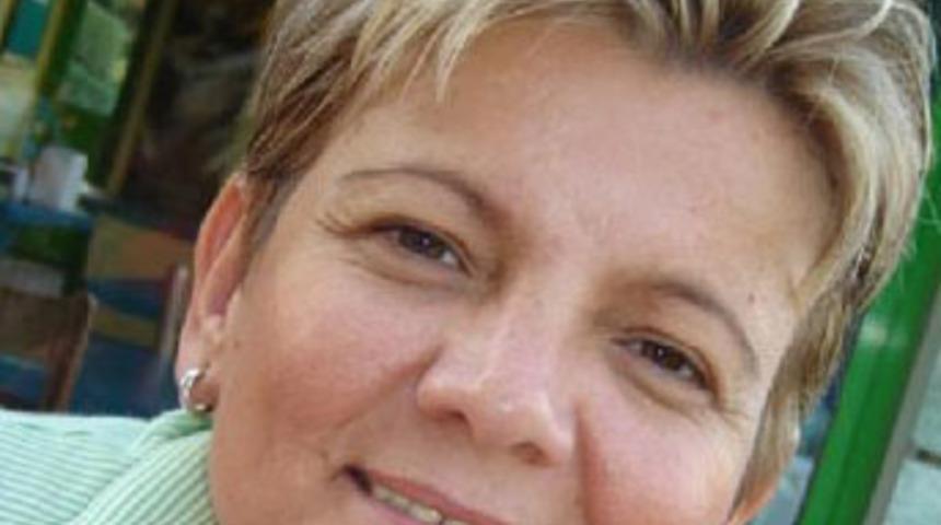 Turizm &ouml;ğretmeninin sır intiharı