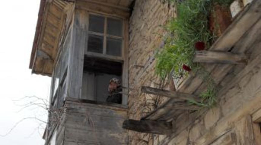 Taşağıl'da 40 hatıllı taş ev k&uuml;lt&uuml;r turizmine kazandırılmayı bekliyor