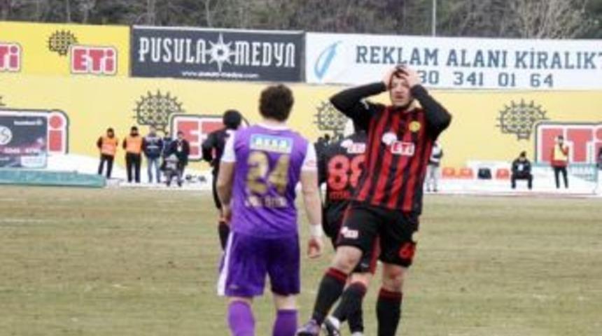Eskişehirspor'da kayıplar devam ediyor