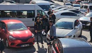 Eşini ve araya giren genci vuran ş&uuml;pheli adliyeye sevk edildi