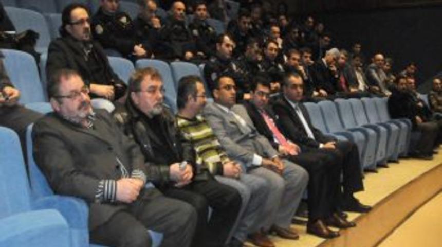 &Ccedil;orlu'da 'Olay Yeri ve Basın' semineri ilgi g&ouml;rd&uuml;