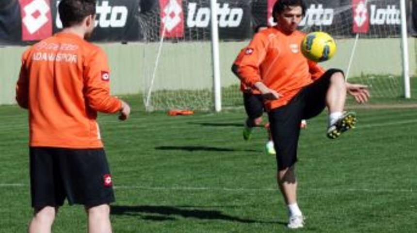 Adanaspor&rsquo;da galibiyet hesapları yapılıyor