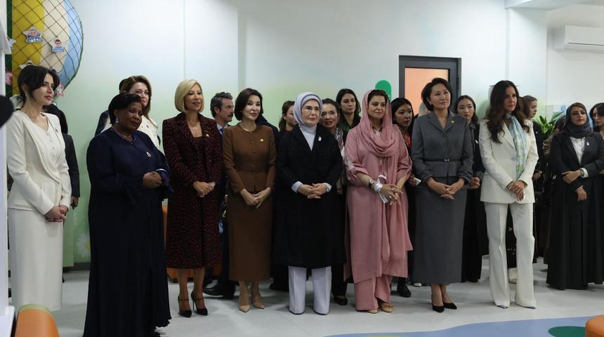 Emine Erdoğan, &Ouml;zbekistan'da rehabilitasyon merkezi ve okul &ouml;ncesi eğitim kurumunun a&ccedil;ılışına katıldı