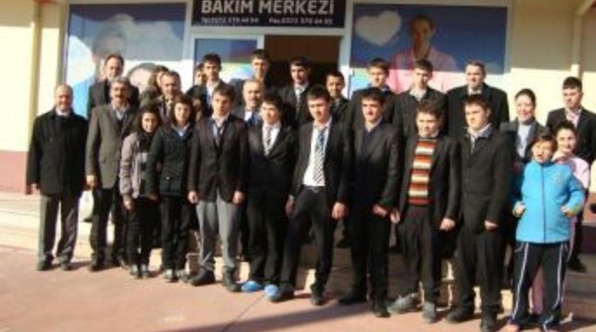 G&ouml;n&uuml;lll&uuml; toplum hizmeti projesi