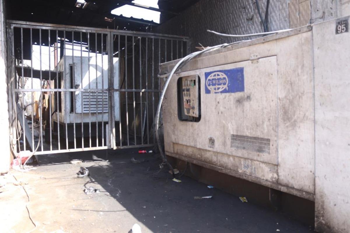 Gazze de hastanelerdeki jeneratörlerin bakımı için gerekli olan yağ stoku tükendi 2