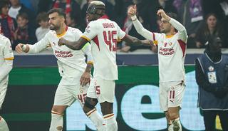 Galatasaray'da Yunus Akg&uuml;n'den Lille'e 65 saniyede rekor!