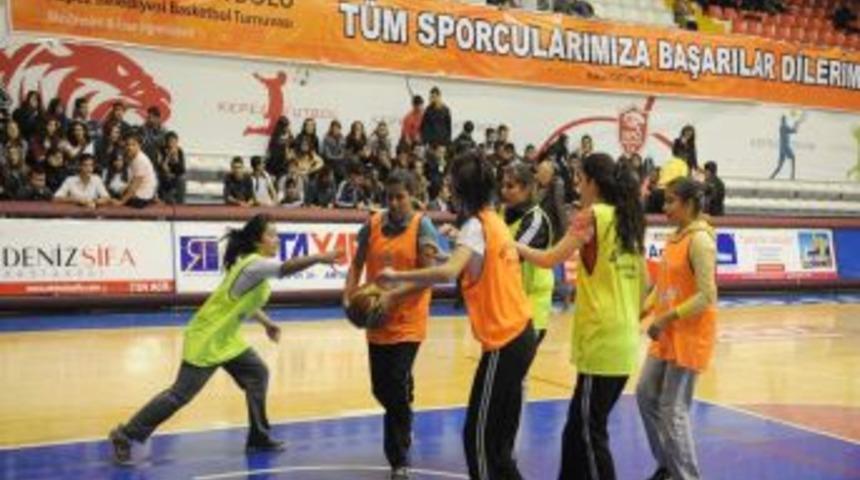 Kepez'de Sokak Basketbolu Turnuvası başladı