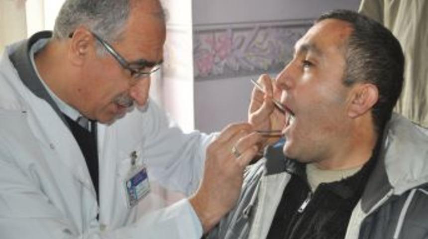 Başhekim &Ouml;z&ccedil;elik: 20 diş hekimi yetmiyor