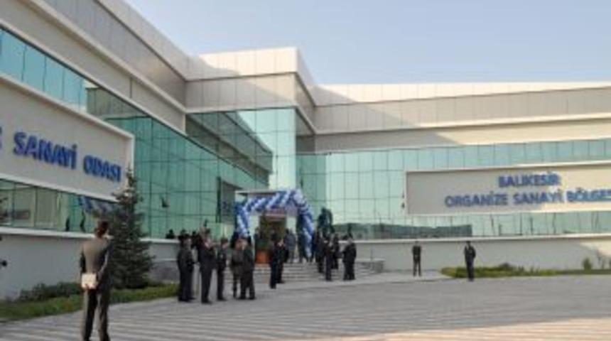 Balıkesir Sanayi Odası'dan yeni binasında emeği ge&ccedil;enlere teşekk&uuml;r belgesi