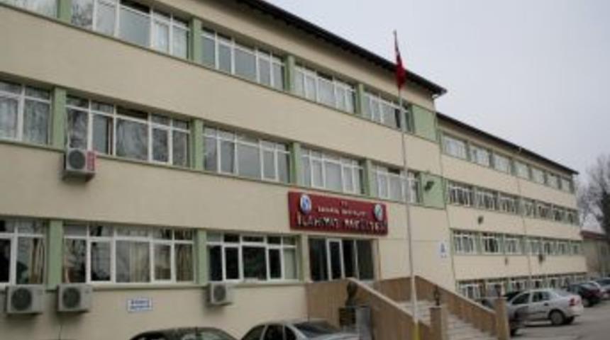 45 yıllık ilahiyat fak&uuml;ltesi binası tadilatla pırıl pırıl hale getirildi