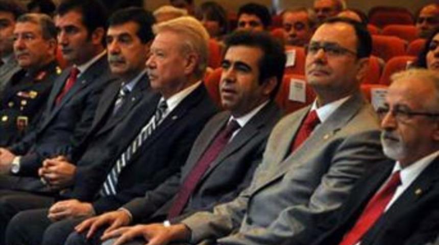 &ldquo;Yerel y&ouml;netimler elini taşın altına koymalı&rdquo;