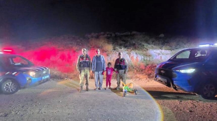 Kilis'te kaybolan 6 yaşındaki otizmli &ccedil;ocuk dronla bulundu!