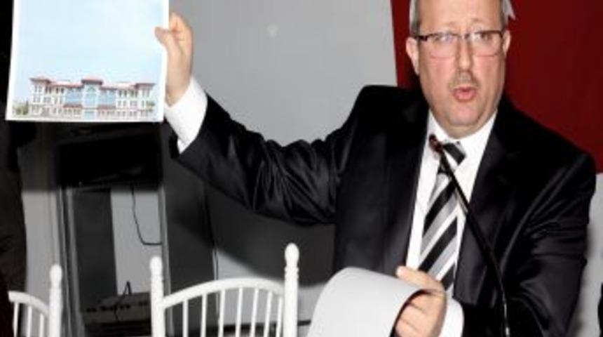 M&uuml;ft&uuml; G&ouml;kce: S&uuml;rekli para isteyen durumuna d&uuml;şmek istemiyoruz