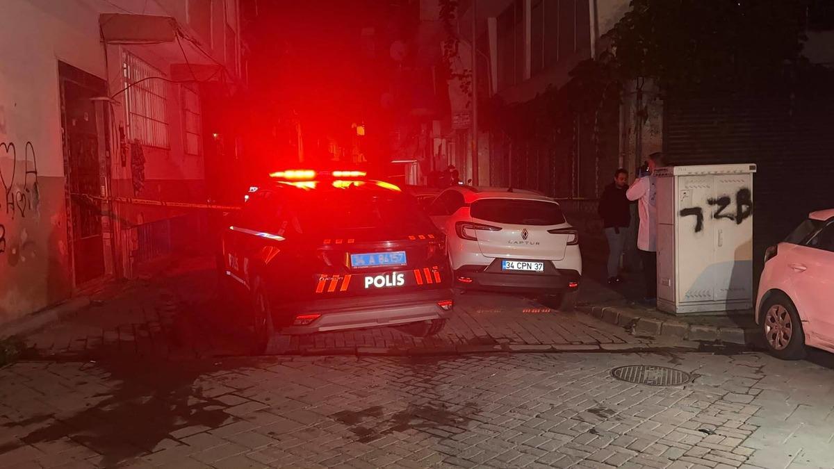 İstanbul da polise ateş a&ccedil;ıldı, &ccedil;atışma &ccedil;ıktı! 2