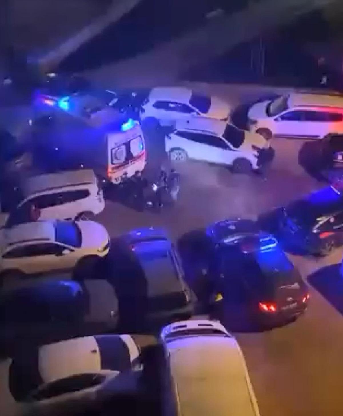 İstanbul da polise ateş a&ccedil;ıldı, &ccedil;atışma &ccedil;ıktı! 3