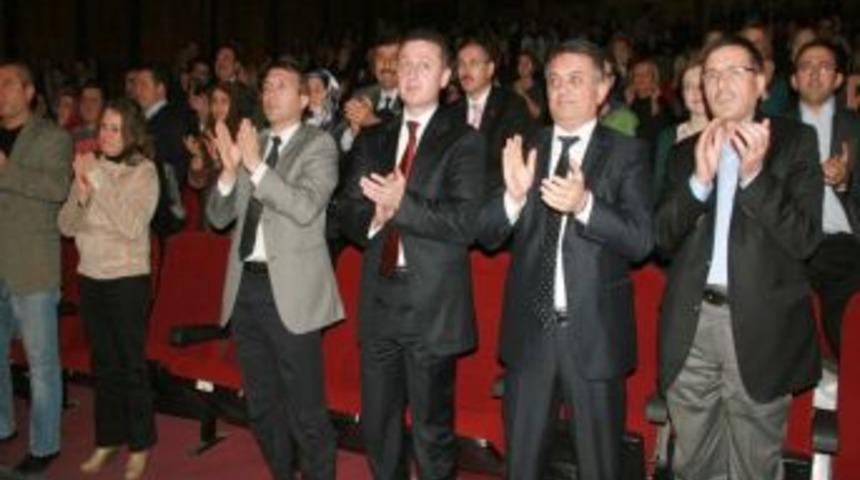 'Guguk Kuşu'nun galası yapıldı