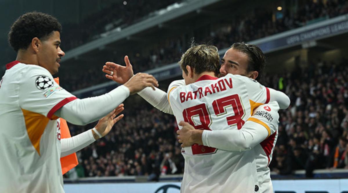 Şimdiden söyleyeyim diyerek duyurdu! Nihat Kahveci canlı yayında derbi favorisini açıkladı 2