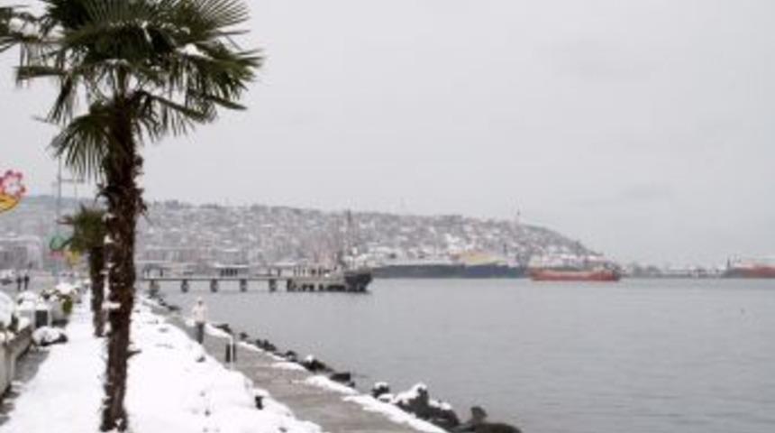 Samsun'dan kar manzaraları