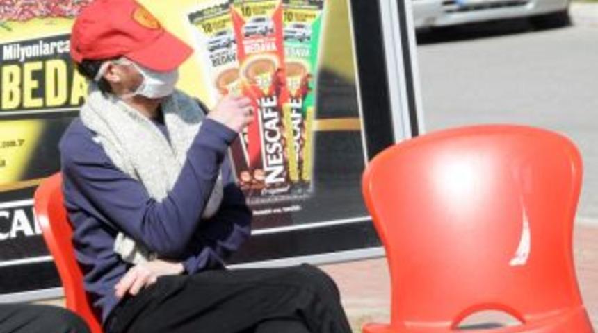 Uğur Acar, yeni y&uuml;z&uuml;yle ilk defa a&ccedil;ık havaya &ccedil;ıktı