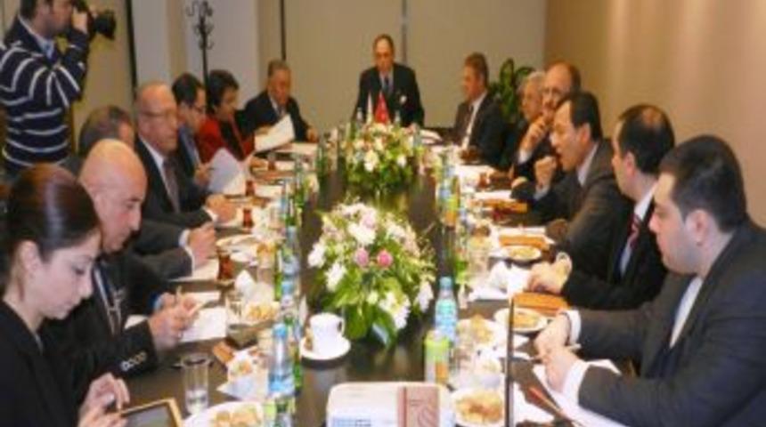 Rekt&ouml;rlerin Şifa &Uuml;niversitesi buluşmasından EXPO'ya destek &ccedil;ıktı