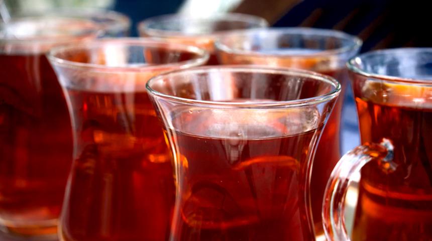 Herkes &ccedil;ay sanıyordu, ger&ccedil;ek bambaşka &ccedil;ıktı! T&uuml;rklerin 400 yıllık i&ccedil;ecek geleneği