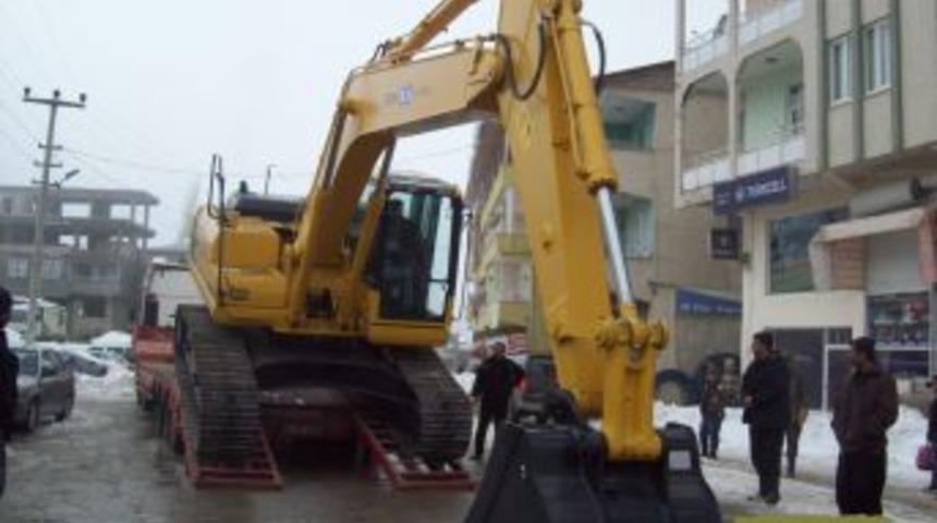 &Ccedil;ağlayancerit Belediyesi ara&ccedil; parkını modernize ediyor