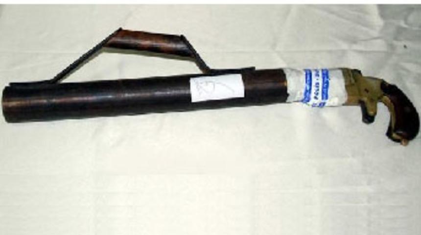 Polisi bile şaşırtan silah