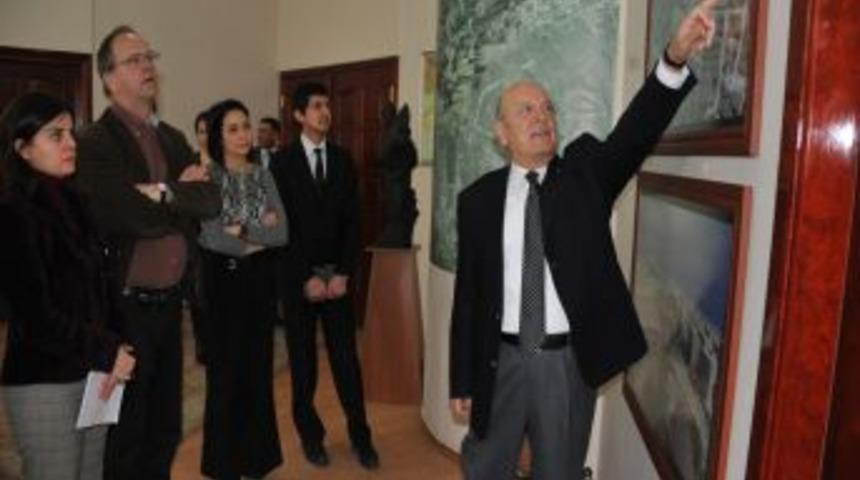 B&ouml;lgesel Kalkınmada uzman bir heyet Başkan Uğurlu&rsquo;yu ziyaret etti