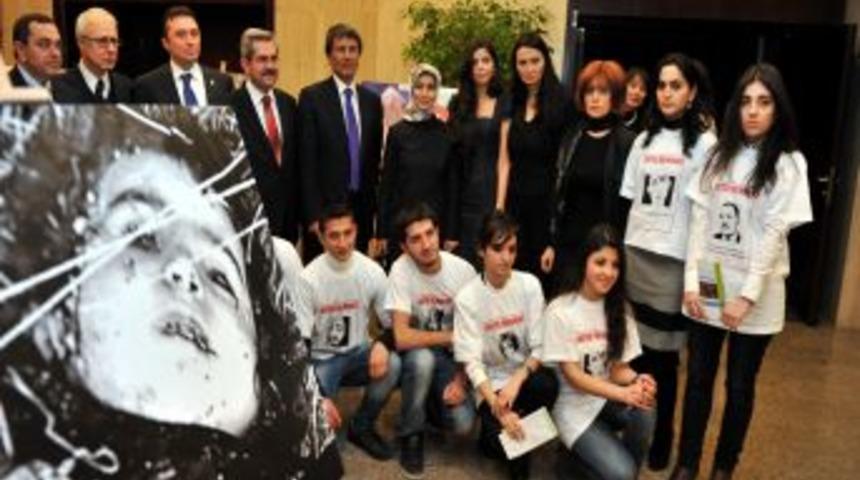 Hocalı katliamını anlatan sergi Dışişleri Bakanlığı&rsquo;nda a&ccedil;ıldı