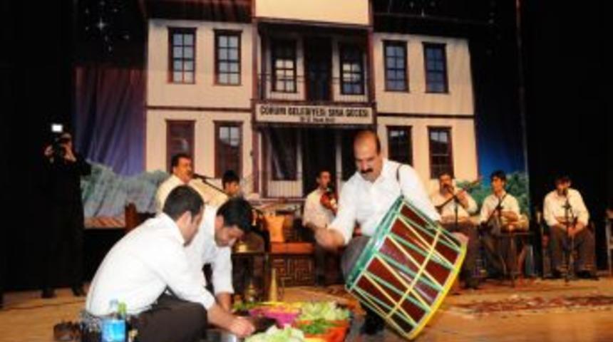 &Ccedil;orumlular sıra gecesinde buluştu