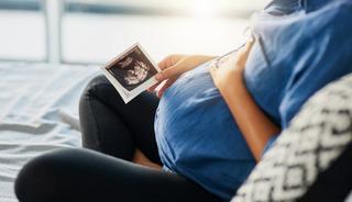 &Ccedil;ocuk sahibi olmak i&ccedil;in en uygun d&ouml;nem hangisi? 4 neden a&ccedil;ıklandı