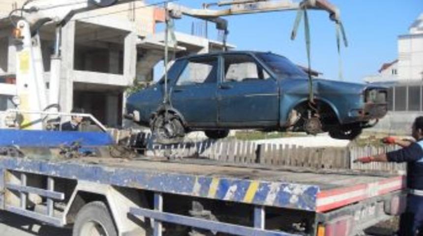 &quot;Hurda araçları belediyeye bildirin&quot;