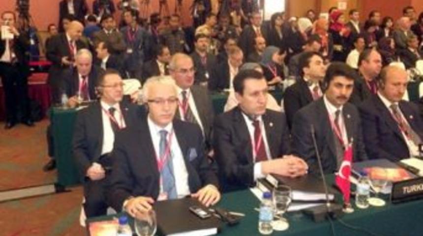 Atalay, İslam d&uuml;nyasına hitap etti