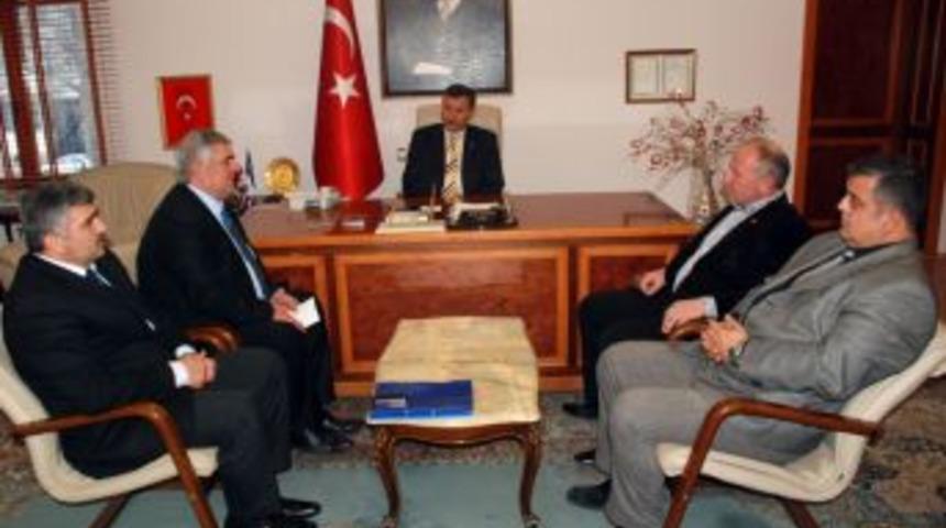 Vali Yılmaz'dan Tokatlılara &ccedil;ağrı