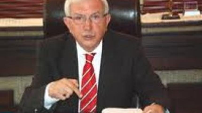 Posbıyık Muammer Aksoy'u andı