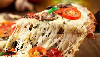 Evde yapılan pizza neden dışarıdaki gibi olmuyor? Sorun malzemede değil