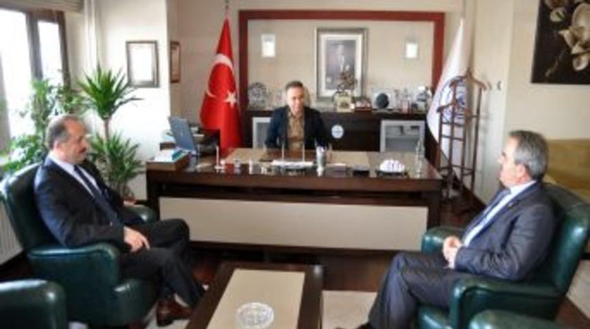 Başkan Akg&uuml;l'den Kazan Belediyesi'ne ziyaret