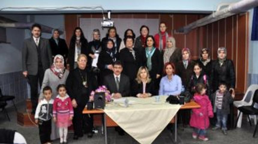 Ailede huzur sağlanırsa kadına şiddet biter