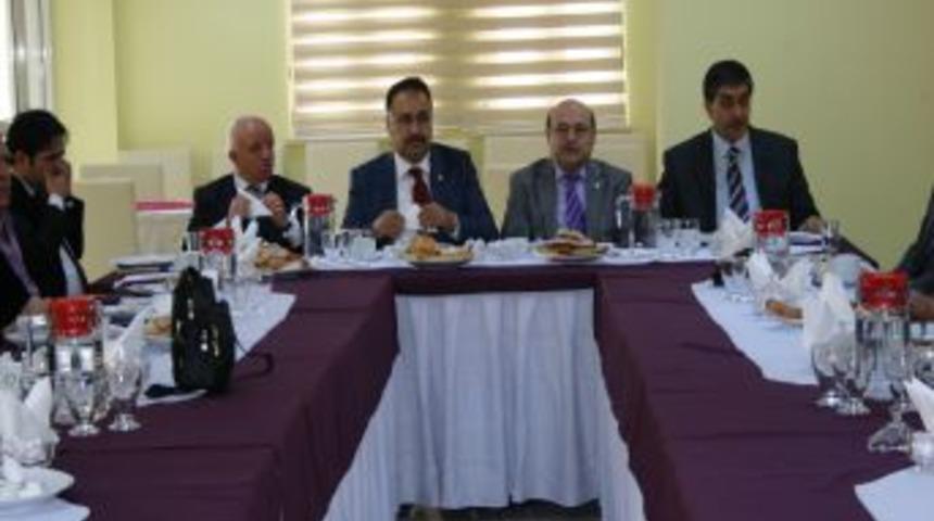 Rekt&ouml;r Yılmaz: &Uuml;niversitemiz Iğdır'da b&uuml;y&uuml;k bir boşluğu doldurdu