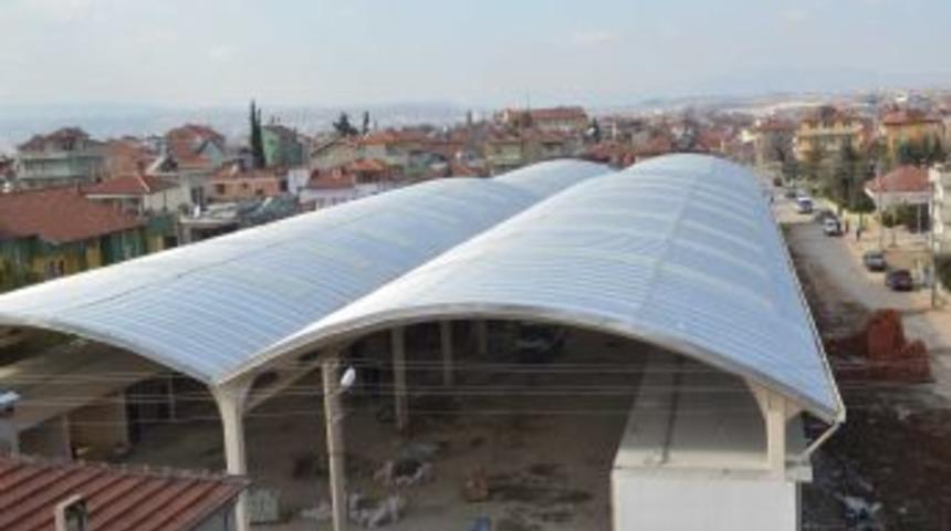 Denizli'de Karşıyaka Kapalı Pazaryeri tamamlanıyor