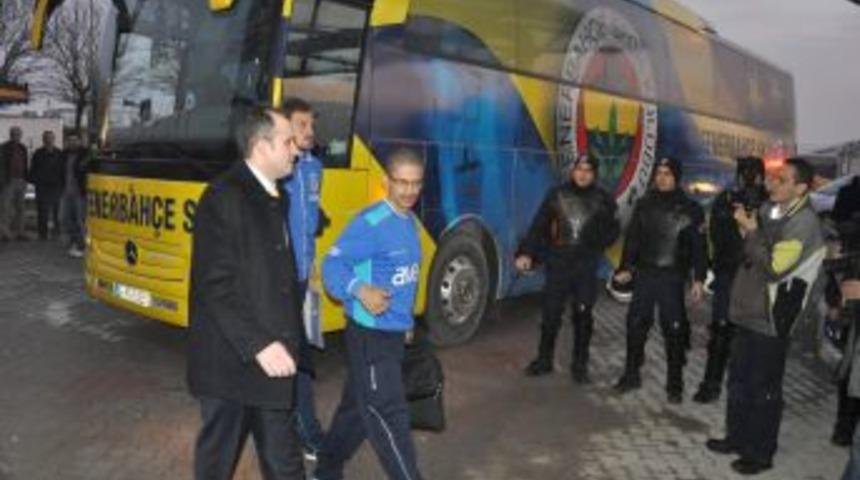 Fenerbah&ccedil;e kafilesi Eskişehir&rsquo;e geldi