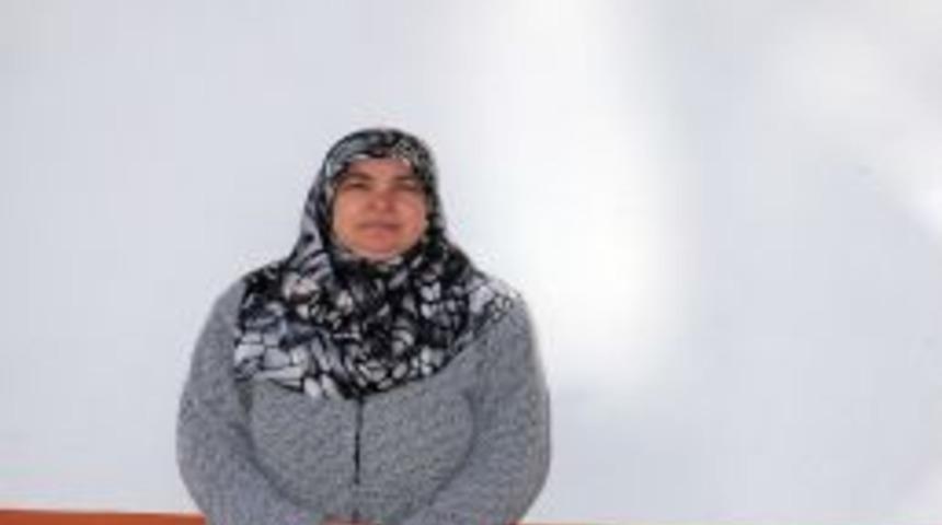 Kadınlar, irşad b&uuml;rolarında sorunlarına &ccedil;&ouml;z&uuml;m buluyor