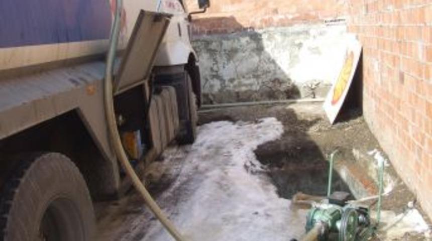 &Ccedil;orum'da ka&ccedil;ak akaryakıt operasyonu