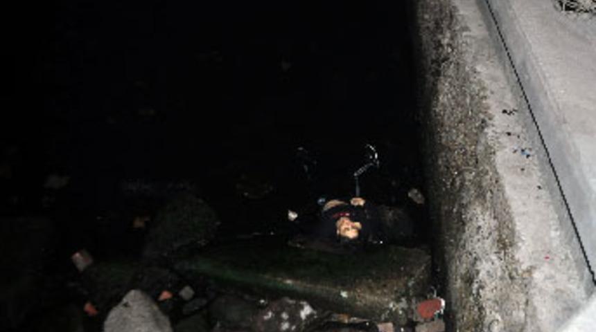 Şakalaşırken denize d&uuml;ş&uuml;p &ouml;ld&uuml;