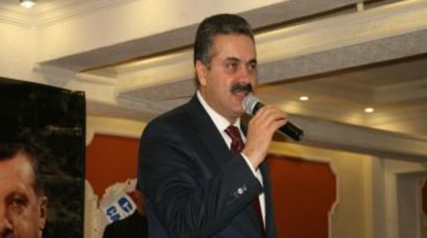 İpek: T&uuml;rkiye bug&uuml;nk&uuml; kadar g&uuml;&ccedil;l&uuml; olsaydı Hocalı katliamı yaşanmazdı