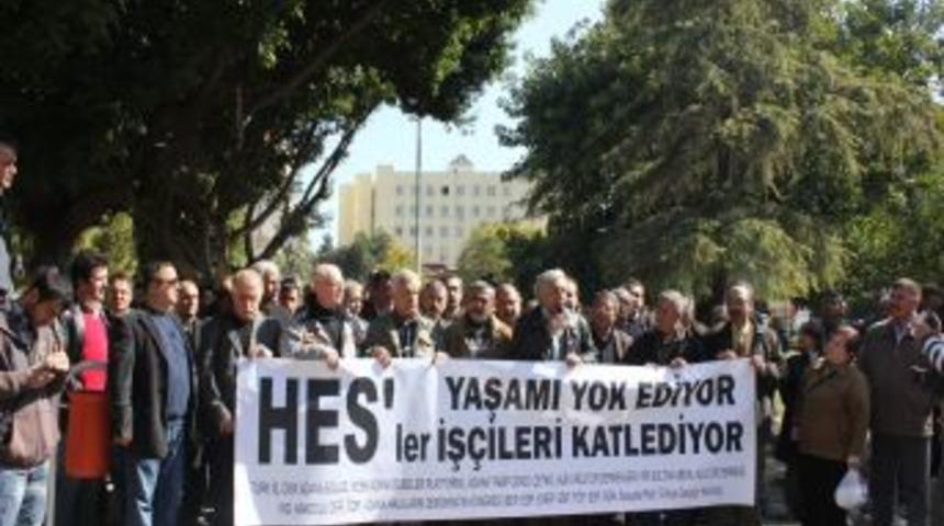 G&ouml;kdere K&ouml;pr&uuml; Barajı&rsquo;nda iş&ccedil;ilerin &ouml;lmesi protesto edildi