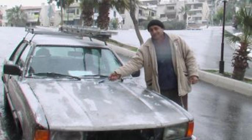 Kuşadası'nda yıllar sonra kar yağdı